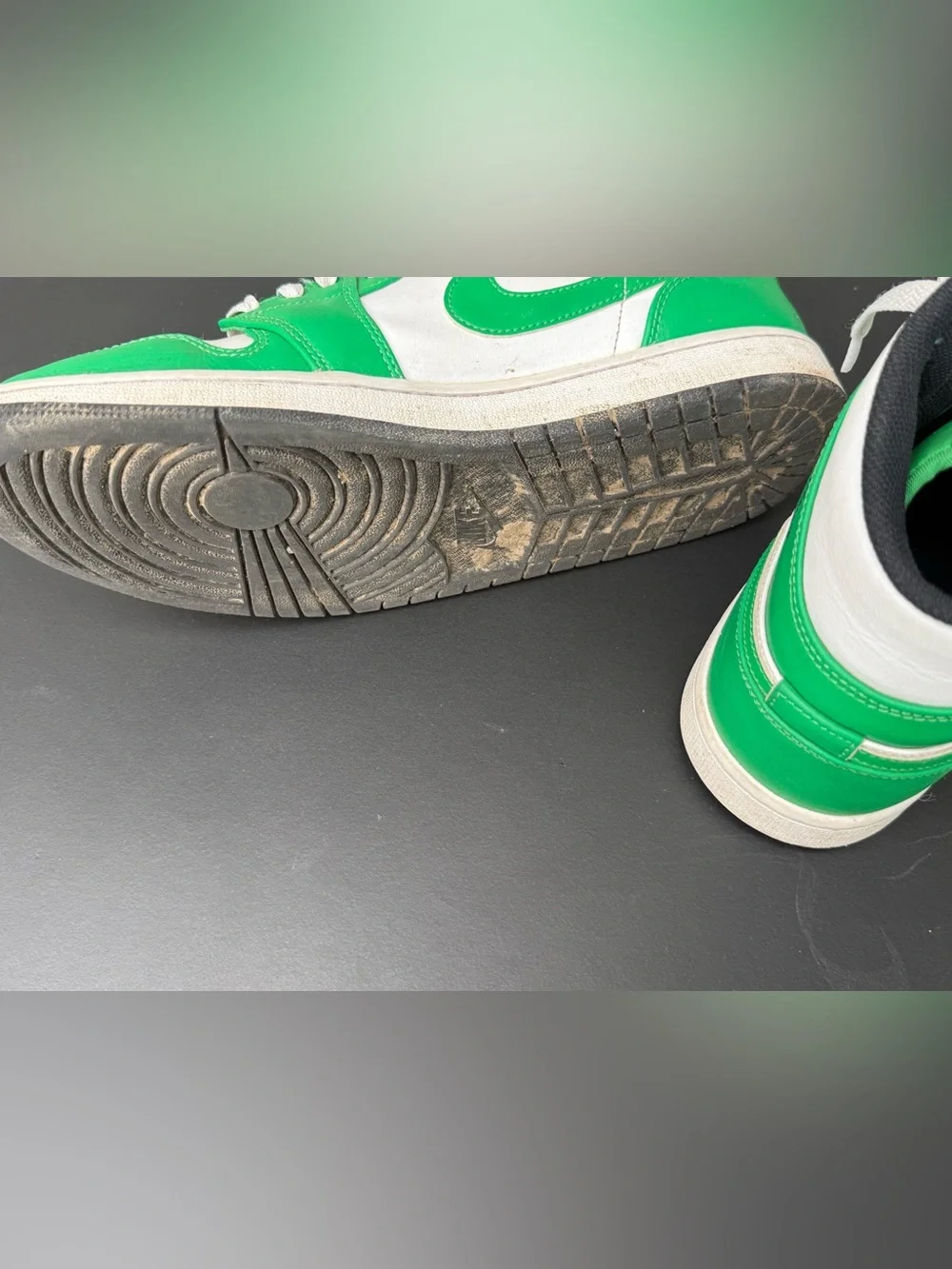 Nike Air Jordan Mid Shoe Lucky Green White Basketball Sneaker sz 9 Jordans Mids